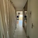 Face à La